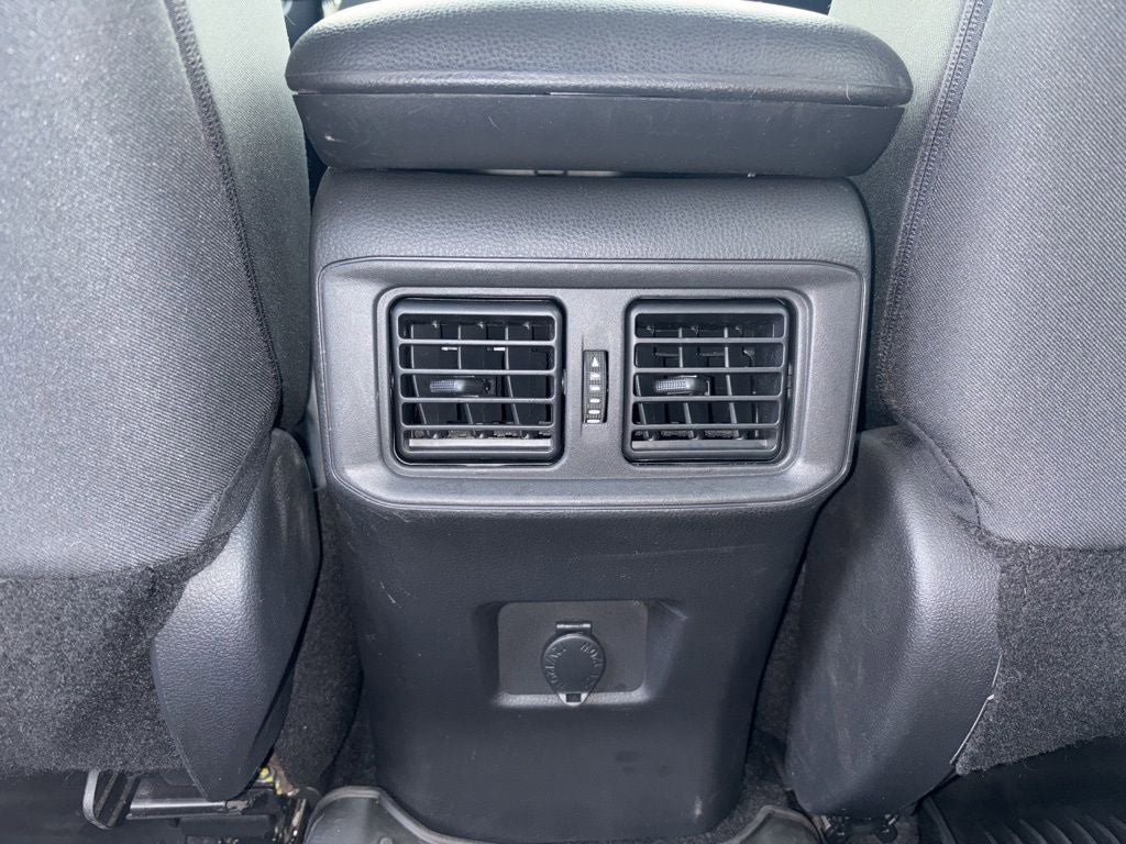 Used 2023 Toyota RAV4 LE image 32
