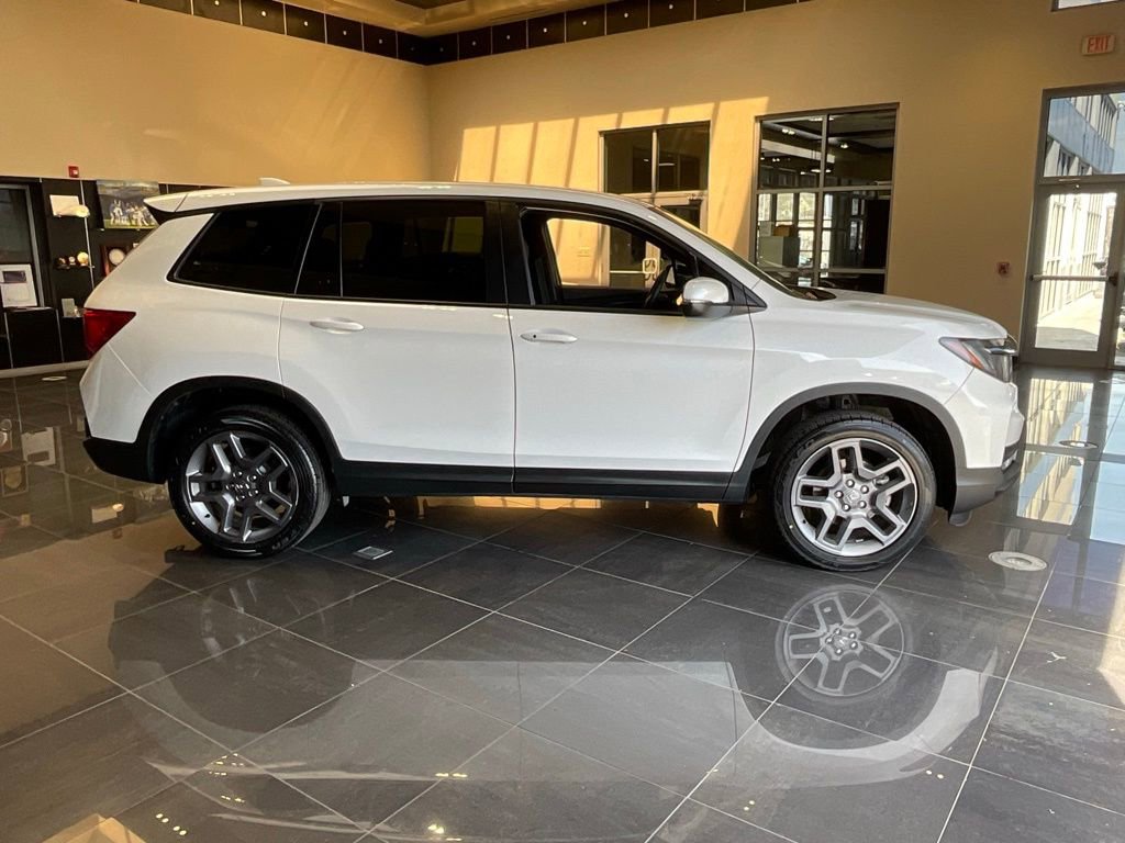 Used 2023 Honda Passport EX-L image 7