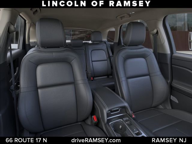 New 2026 Lincoln Corsair Premiere image 11