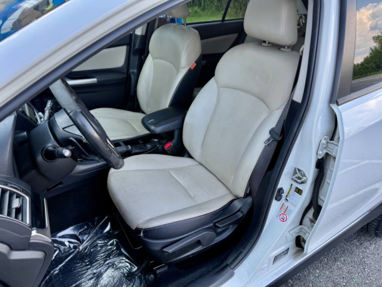 Used 2016 Subaru Crosstrek 2.0i Limited image 3