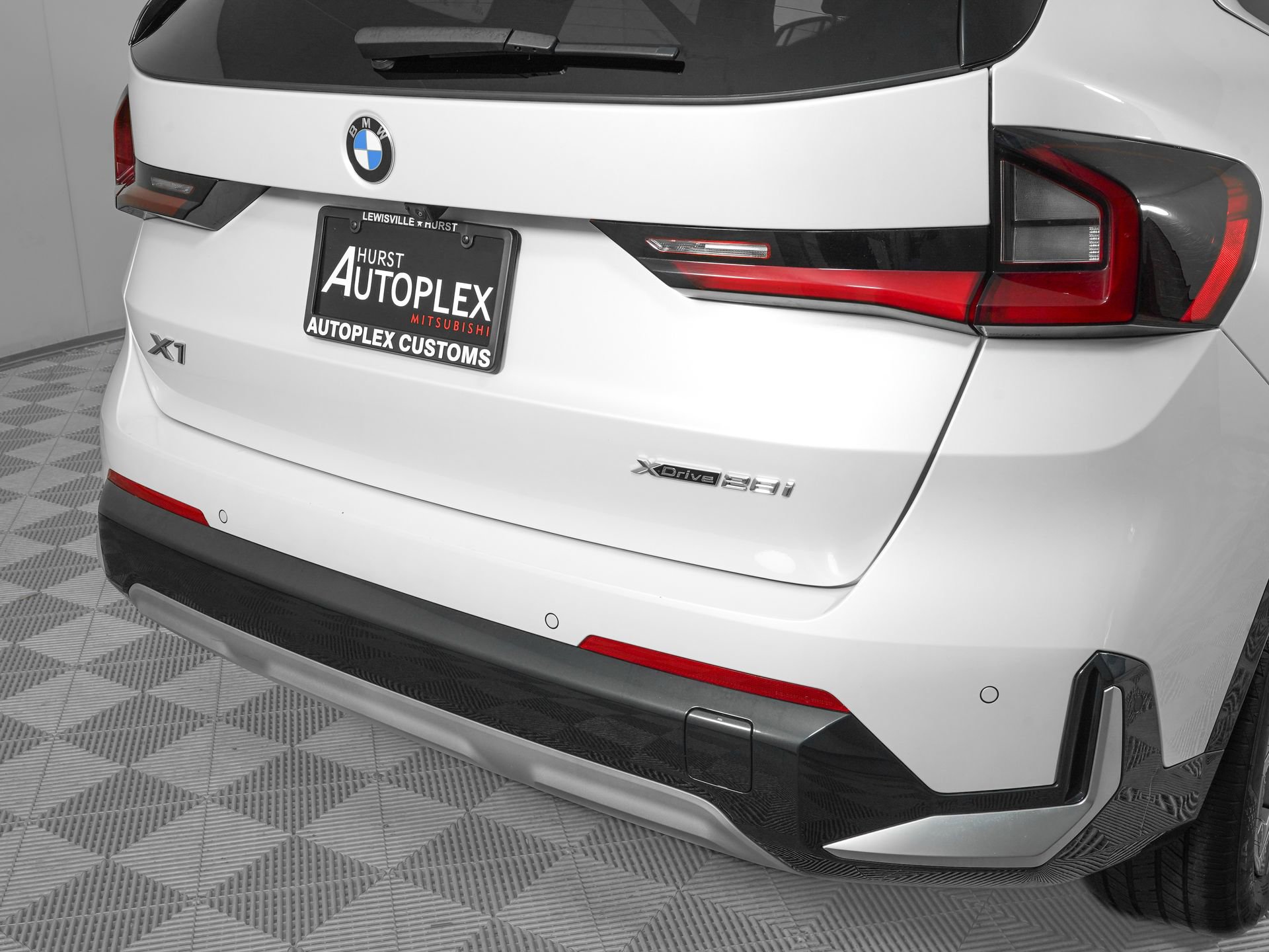 Used 2025 BMW X1 xDrive28i image 32