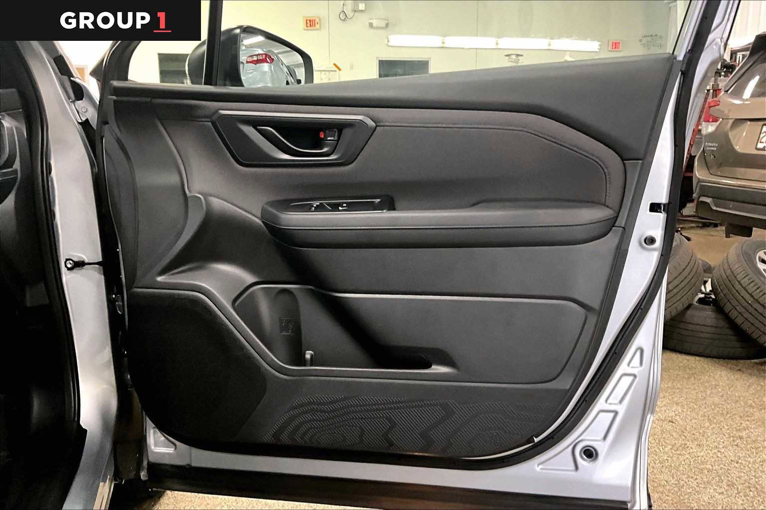 Used 2025 Subaru Forester Premium image 23