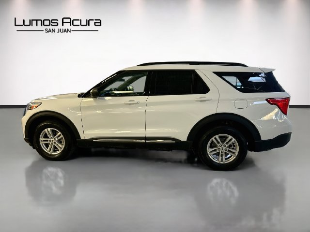 Used 2024 Ford Explorer XLT AWD/4WD image 4