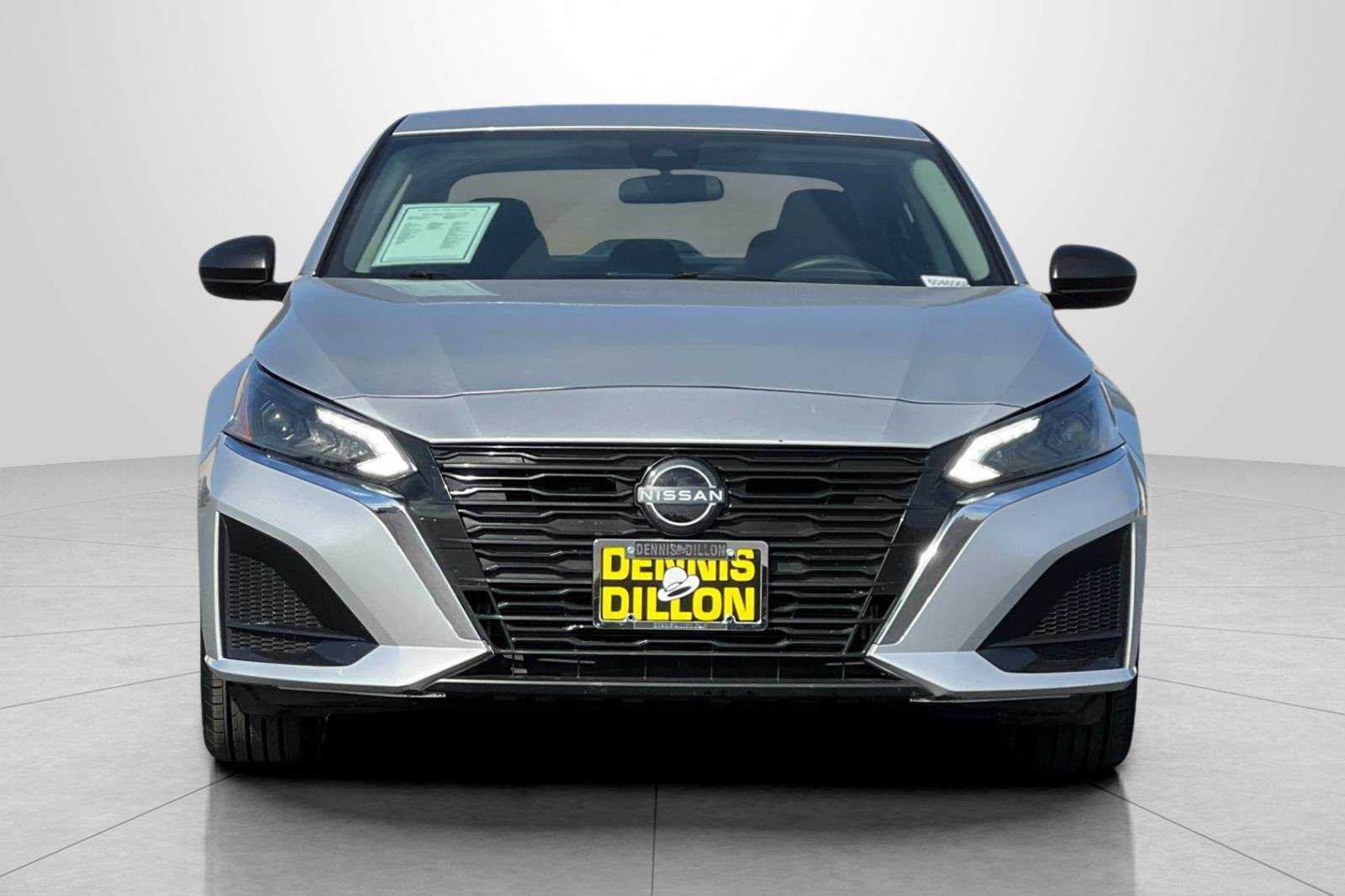 Used 2024 Nissan Altima 2.5 SV image 10