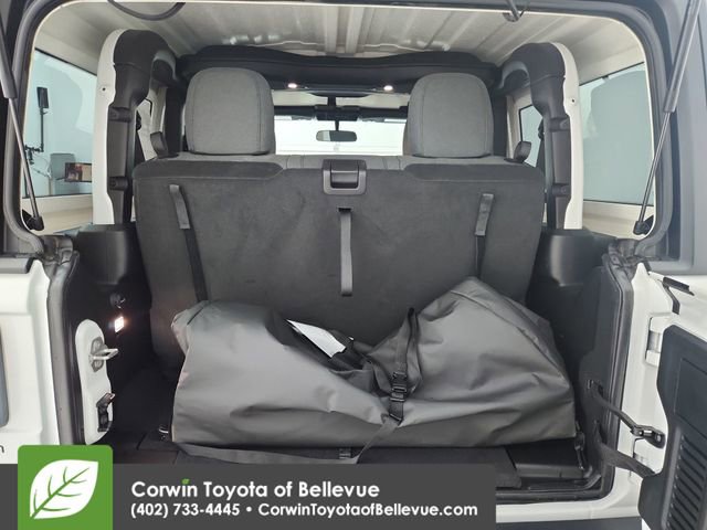 Used 2025 Jeep Wrangler Sport image 31