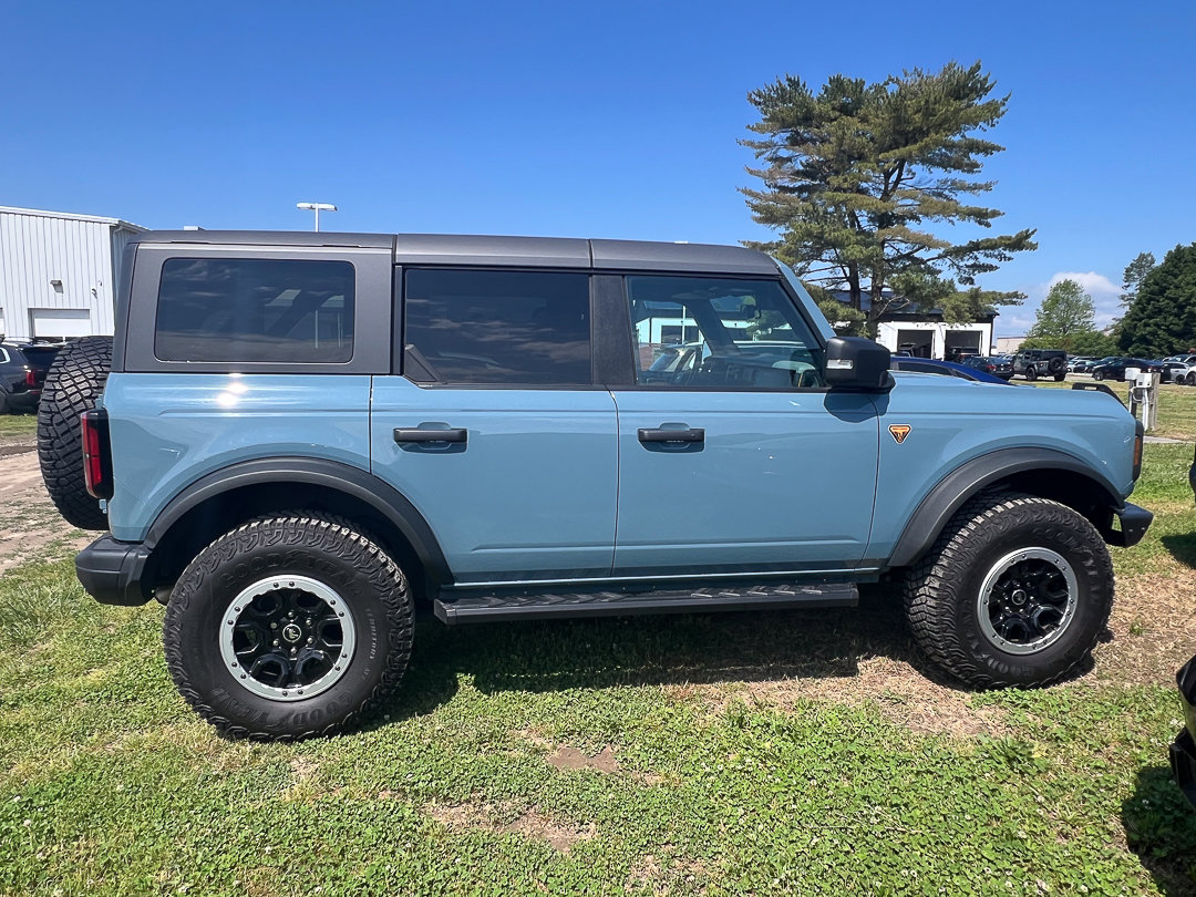 Used 2023 Ford Bronco Badlands AWD/4WD image 7
