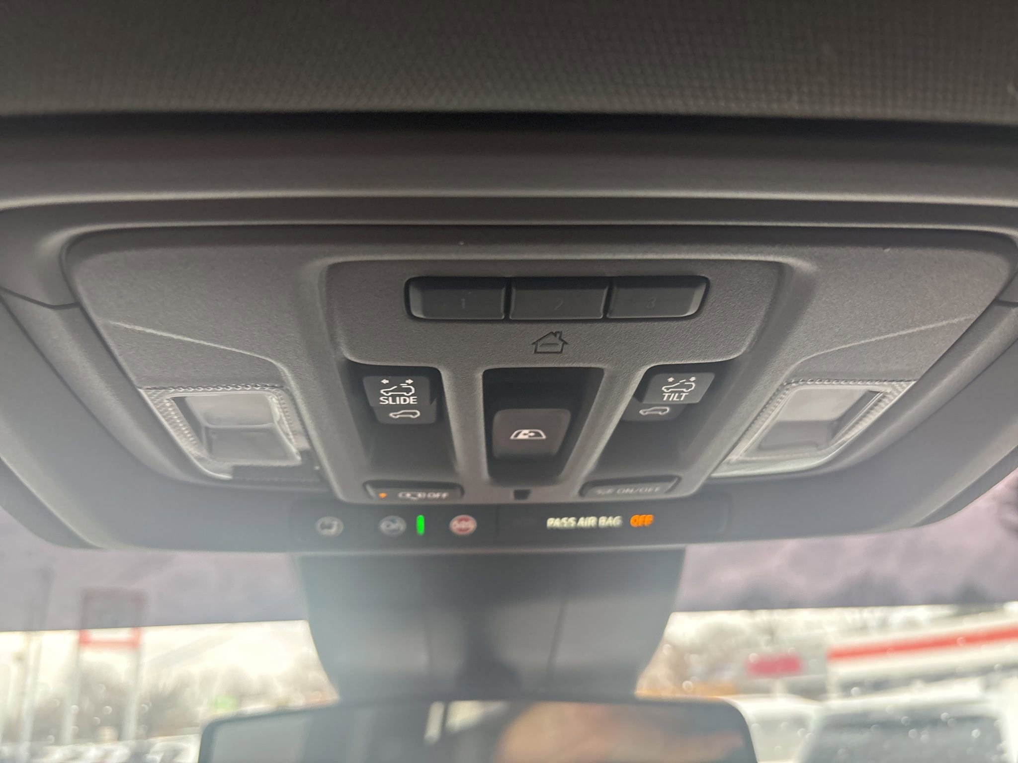 Used 2025 GMC Sierra 1500 Elevation w/ Elevation Premium Package image 29