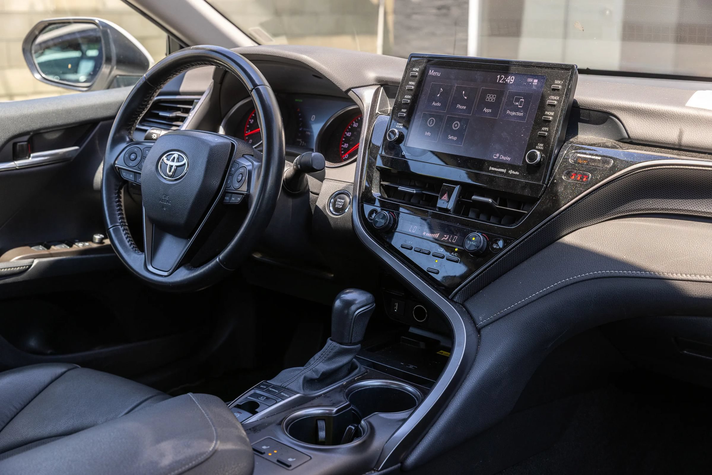 Used 2023 Toyota Camry XSE FWD image 31