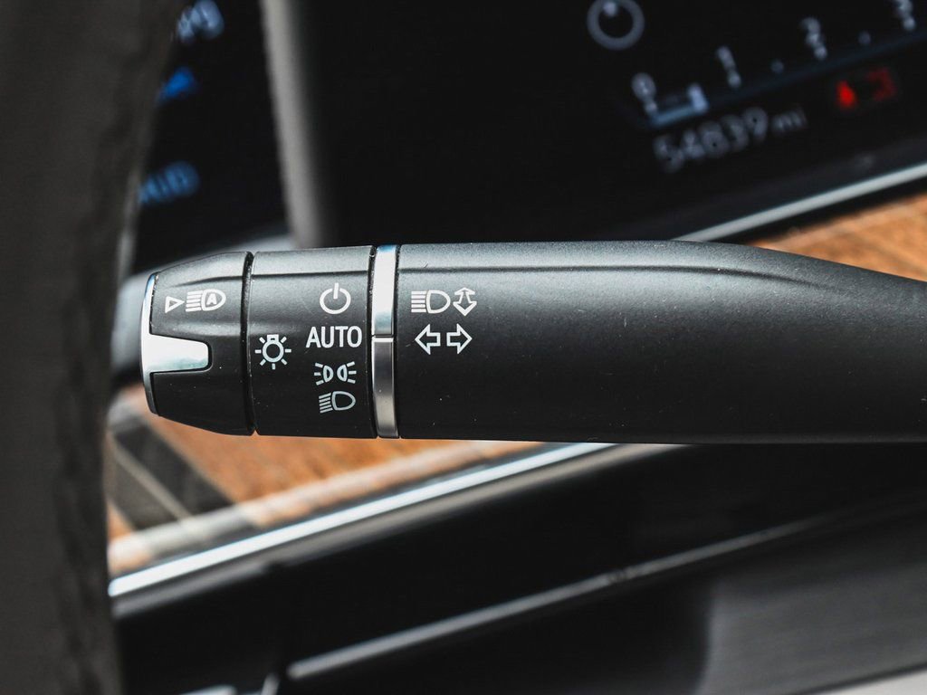 Used 2022 Cadillac Escalade Sport Platinum image 22