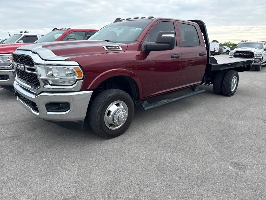 Used 2024 RAM 3500 Tradesman w/ Chrome Appearance Group AWD/4WD video 1