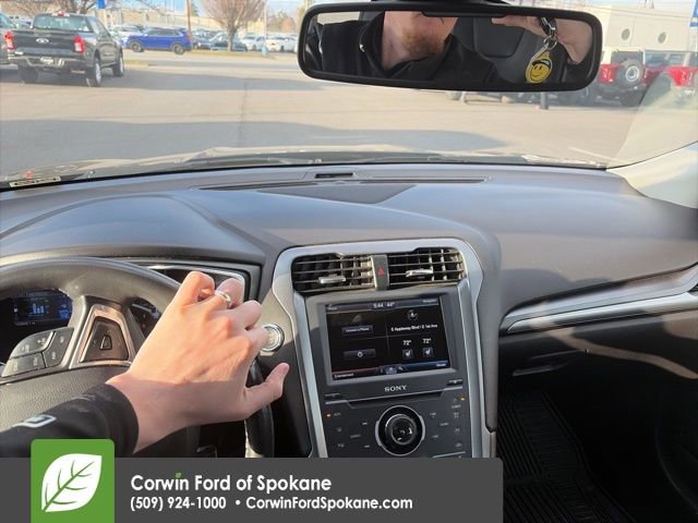 Used 2013 Ford Fusion Titanium w/ Titanium Driver Assist Pkg image 13