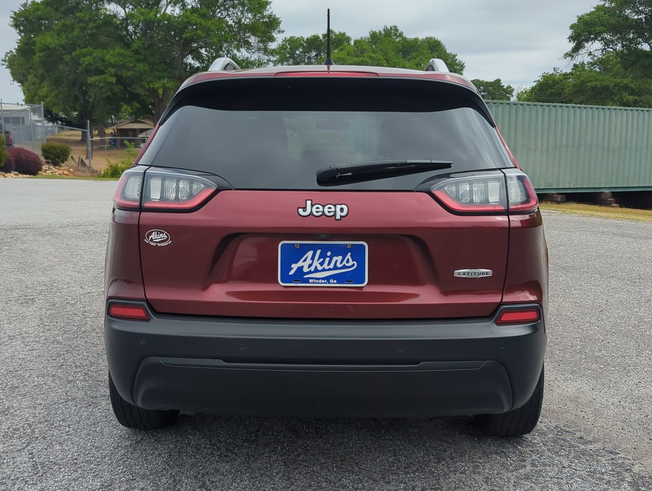 Used 2020 Jeep Cherokee Latitude FWD image 4