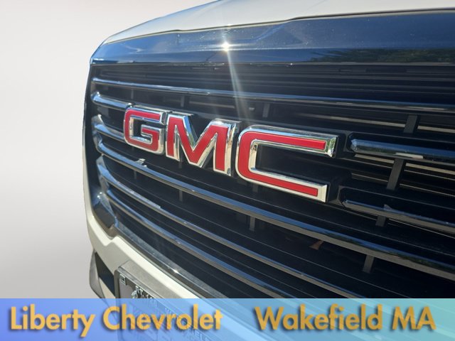 Used 2023 GMC Terrain SLE w/ Driver Convenience Package AWD/4WD image 9