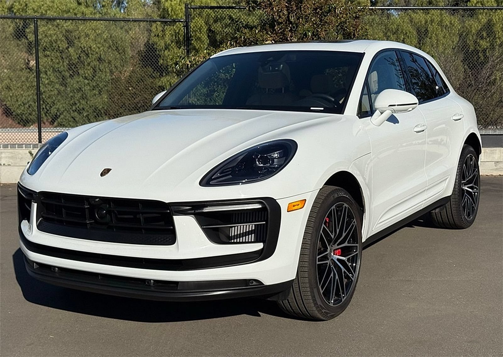 New 2024 Porsche Macan S AWD/4WD image 1