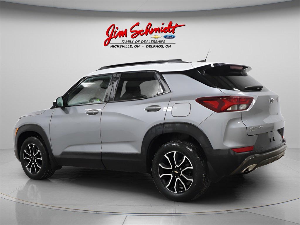 Used 2023 Chevrolet TrailBlazer ACTIV w/ Sun and Liftgate Package image 4