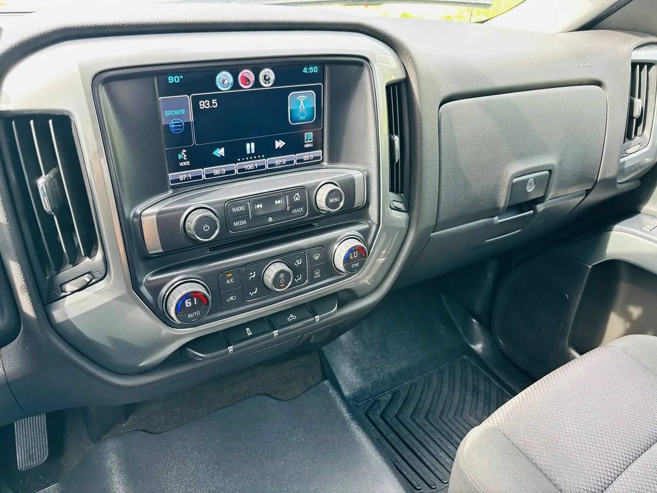 Used 2015 Chevrolet Silverado 1500 LT w/ All Star Edition AWD/4WD image 24