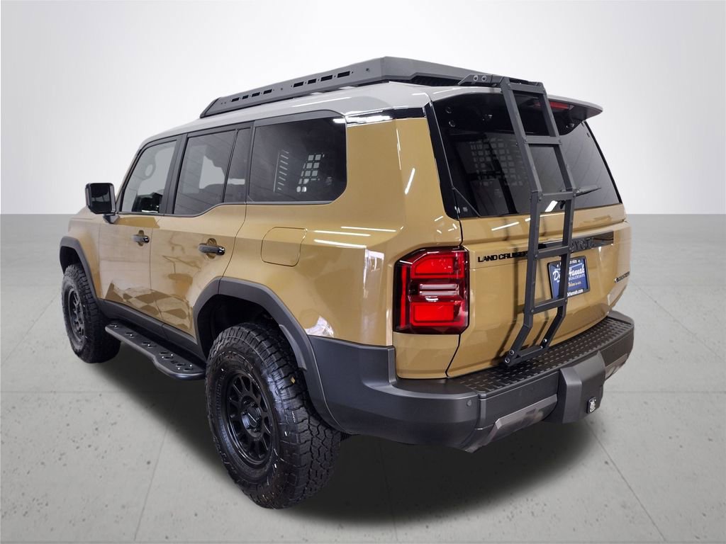 Used 2025 Toyota Land Cruiser image 10