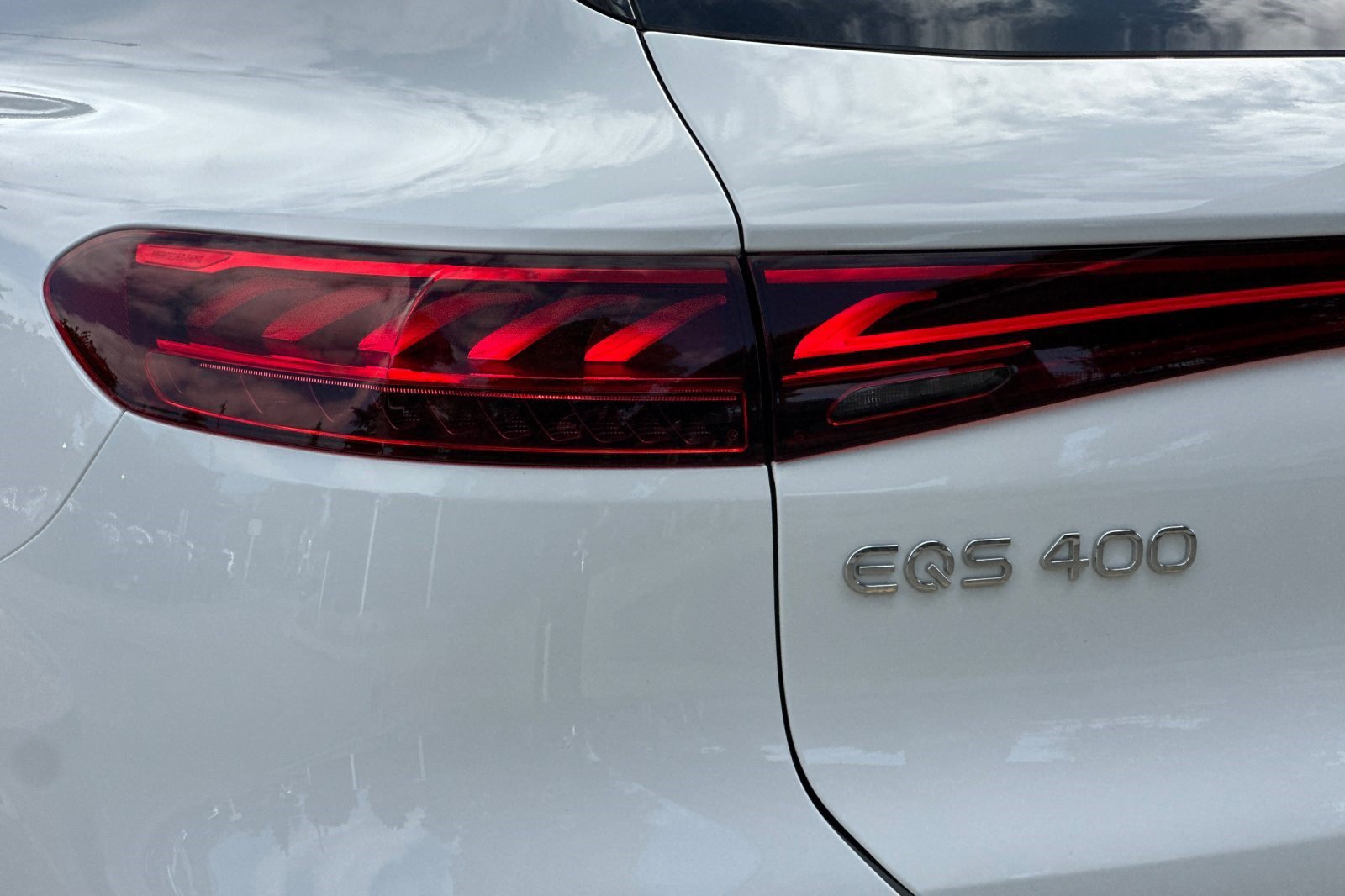 New 2027 Mercedes-Benz EQS 400 4MATIC SUV image 27