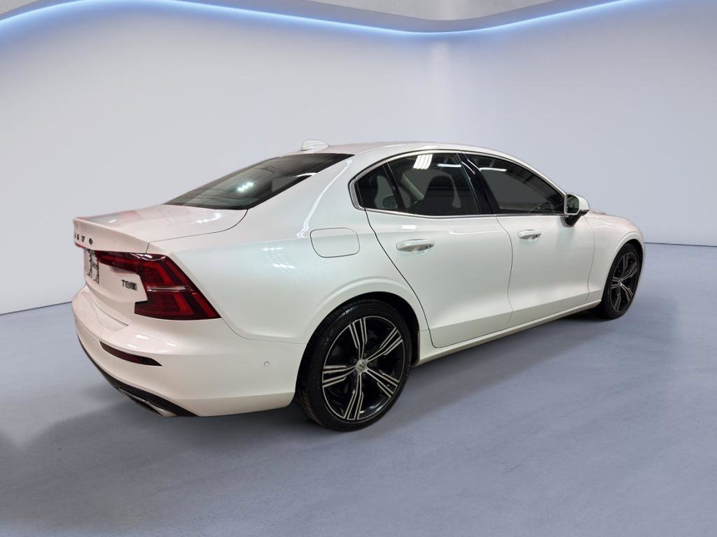 Used 2019 Volvo S60 T8 Inscription image 7