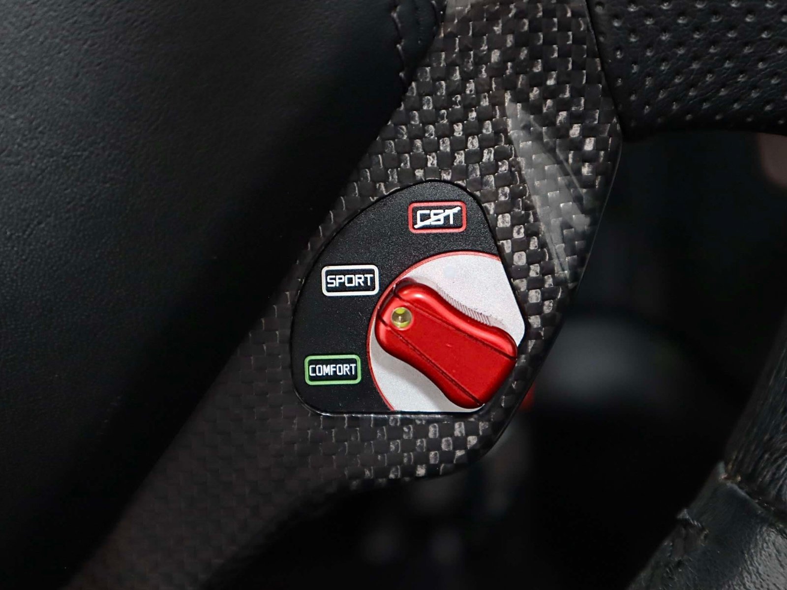 Used 2011 Ferrari California RWD image 28