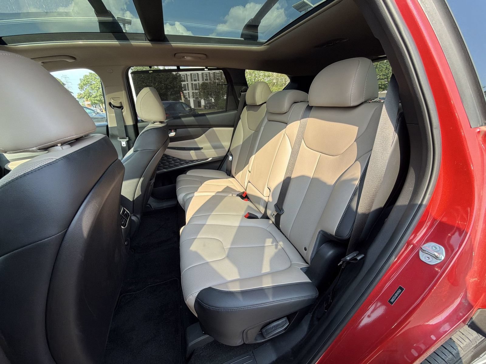 Certified 2023 Hyundai Santa Fe SEL w/ Premium Package AWD/4WD image 27