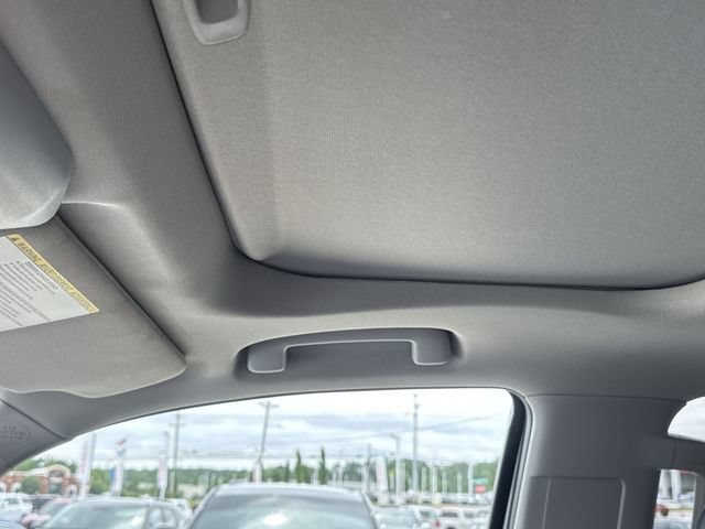 Used 2019 Toyota Tundra Limited w/ Limited Premium Package AWD/4WD image 17