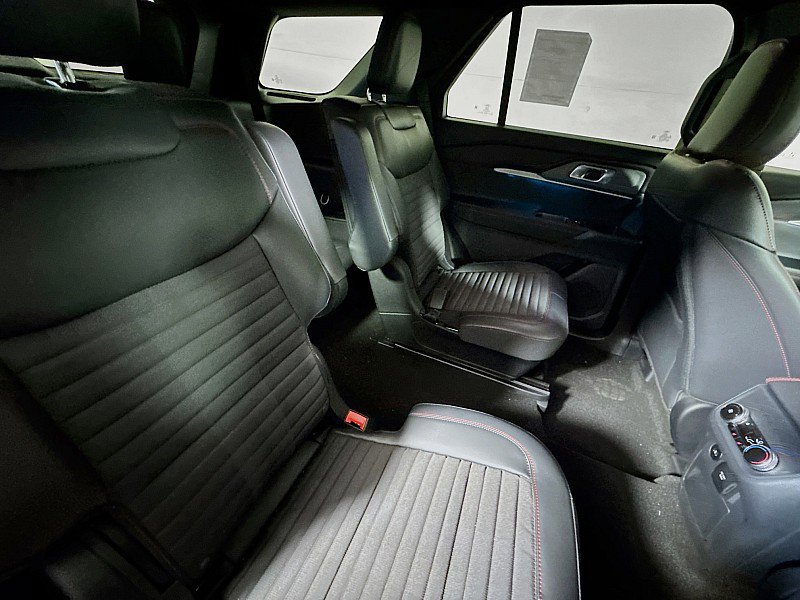 New 2025 Ford Explorer ST-Line w/ Premium Package AWD/4WD image 29