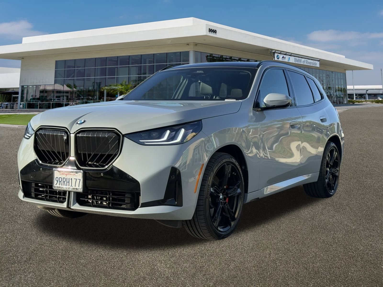 Used 2025 BMW X3 xDrive30i w/ Premium Package image 5