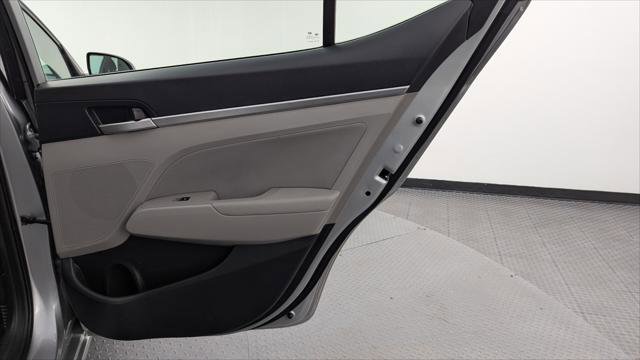 Used 2020 Hyundai Elantra SEL image 20