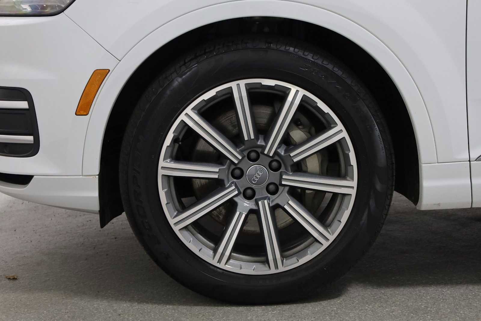 Used 2018 Audi Q7 3.0T Prestige image 37