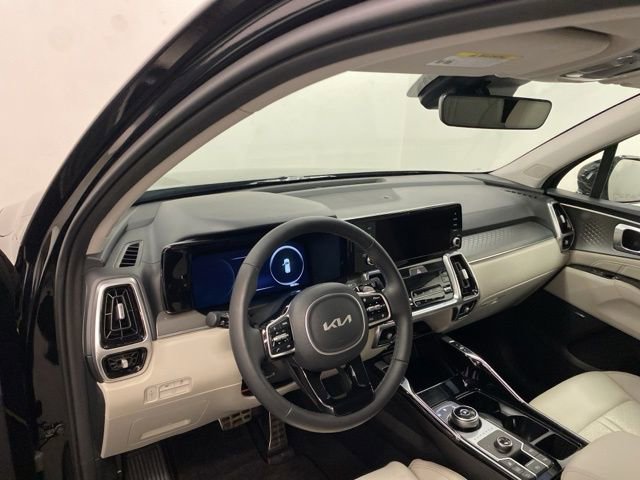 Used 2023 Kia Sorento SX Prestige image 8