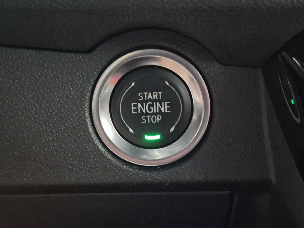 Certified 2025 Chevrolet Traverse LT AWD/4WD image 29