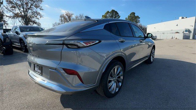 New 2026 Buick Envista Avenir image 8