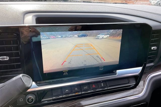 Used 2022 Chevrolet Silverado 1500 LT image 11