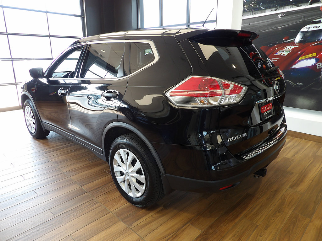 Used 2016 Nissan Rogue S FWD image 8