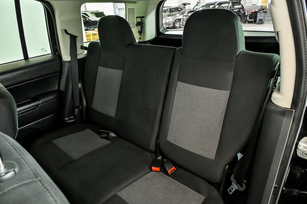 Used 2014 Jeep Patriot Sport w/ Power Value Group FWD image 14