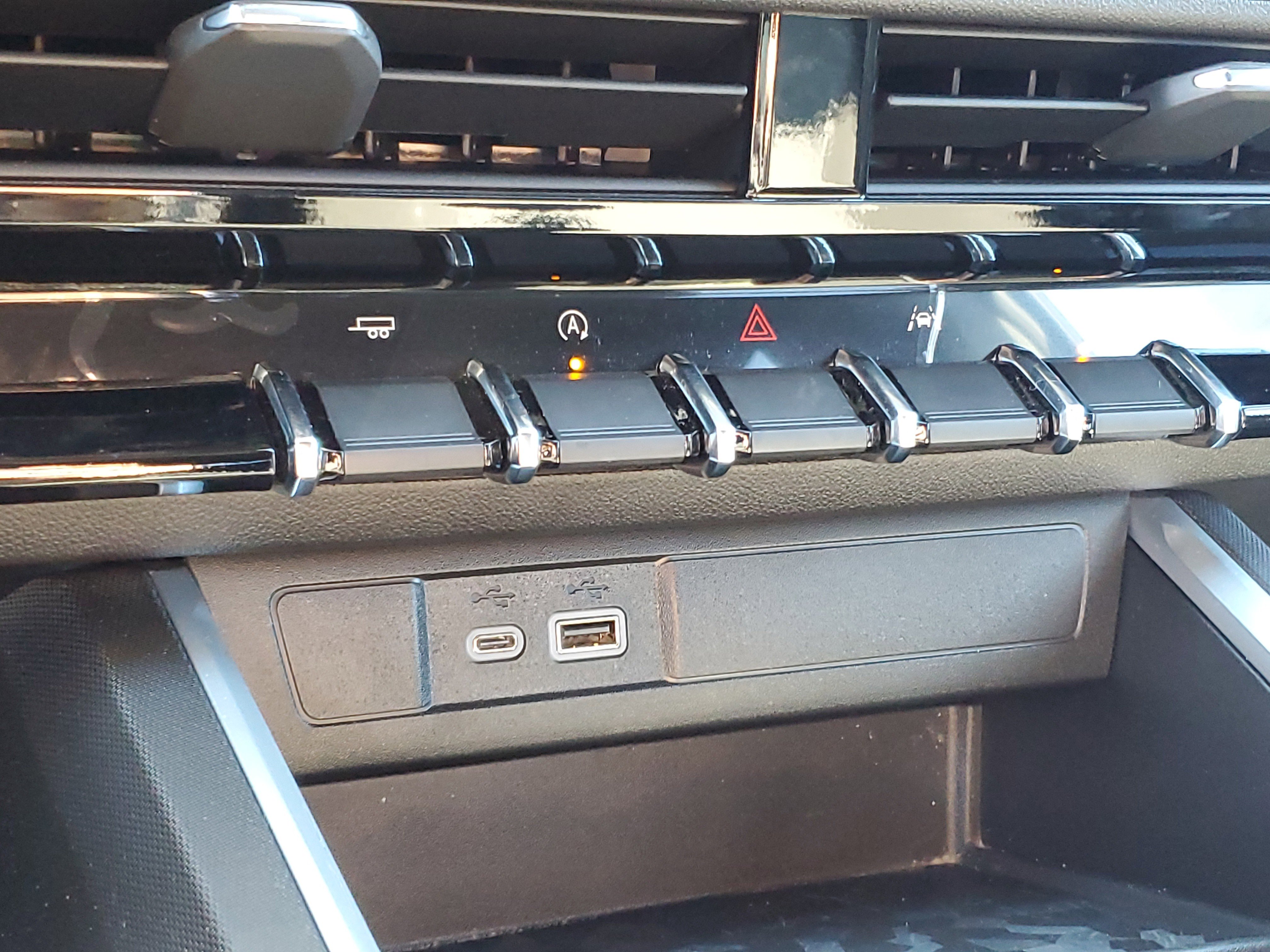 Used 2026 Chevrolet Colorado W/T w/ WT Custom Package image 22