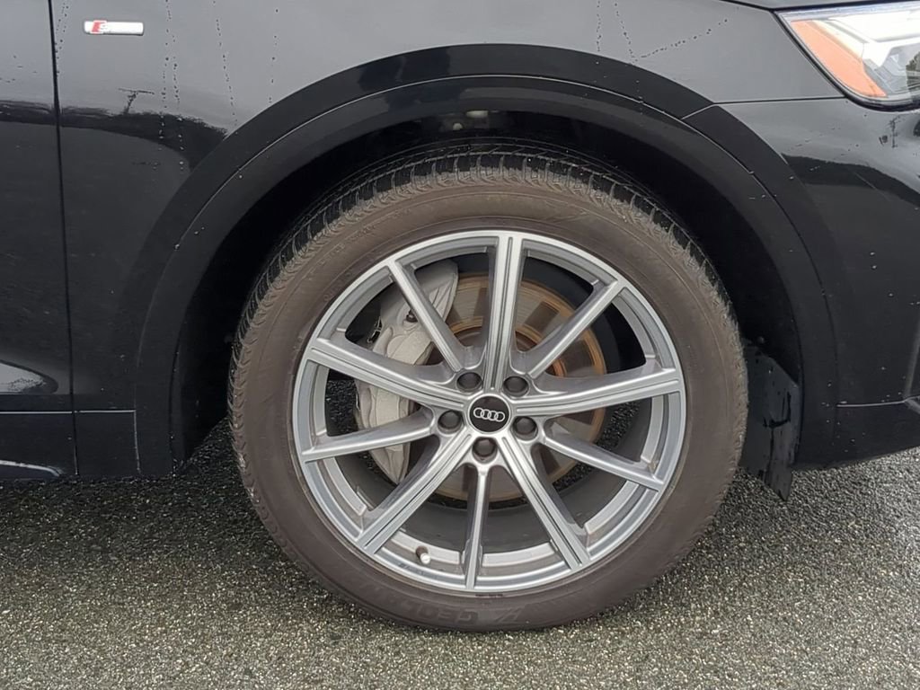 Used 2022 Audi Q5 e Premium Plus image 10