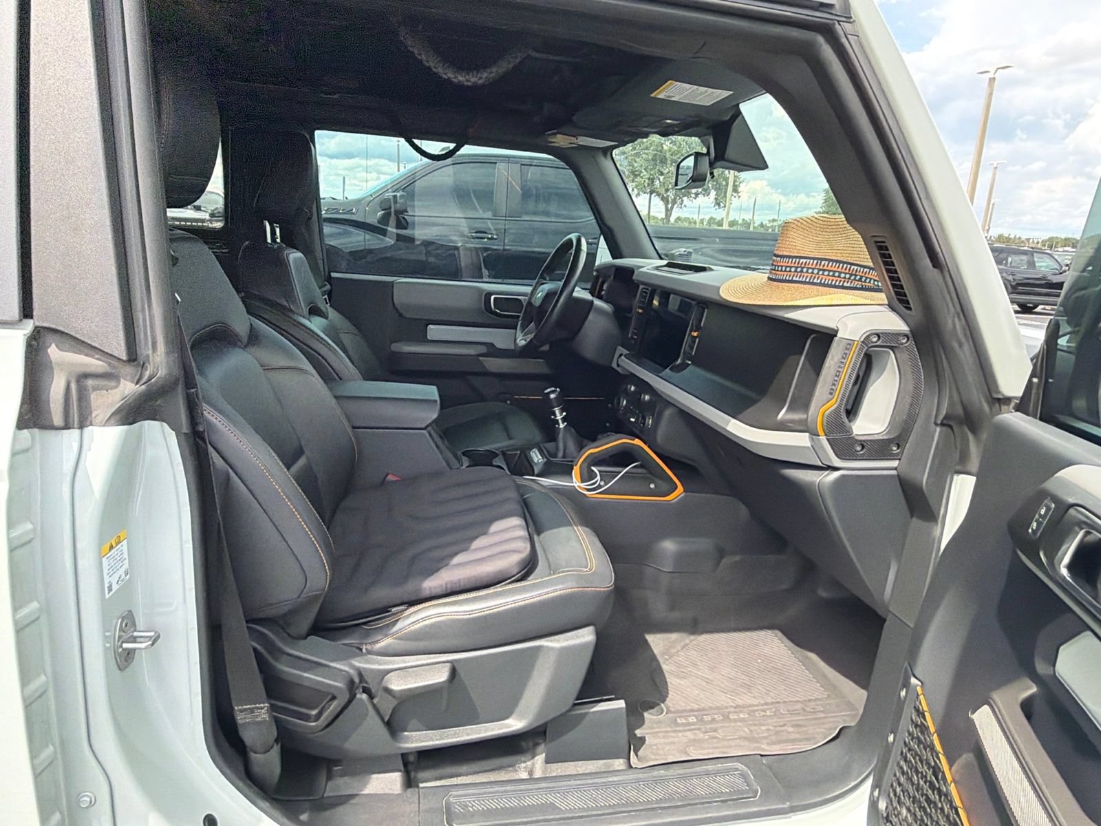 Used 2022 Ford Bronco Badlands AWD/4WD image 7