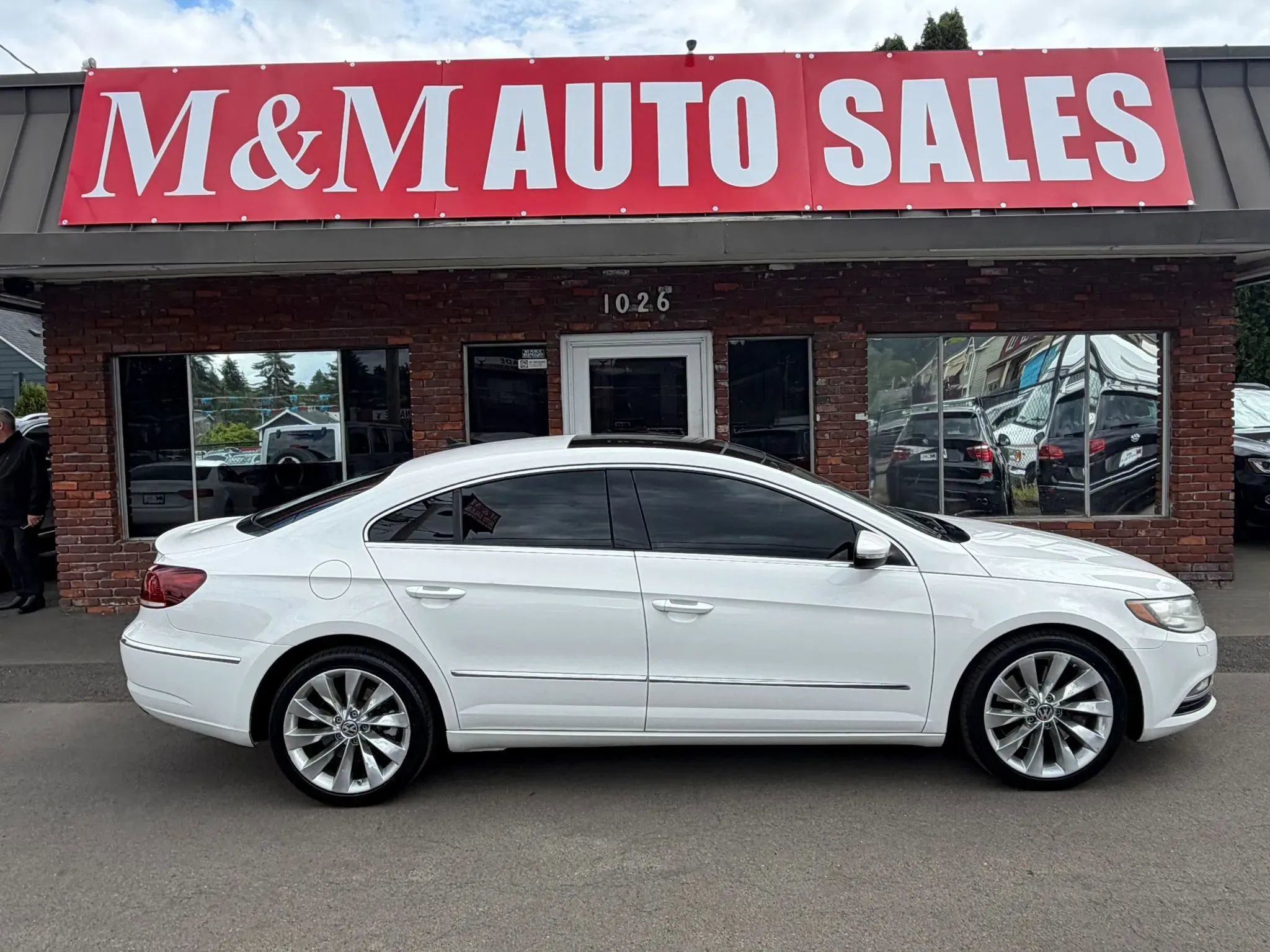 Used 2013 Volkswagen CC Executive AWD/4WD image 2