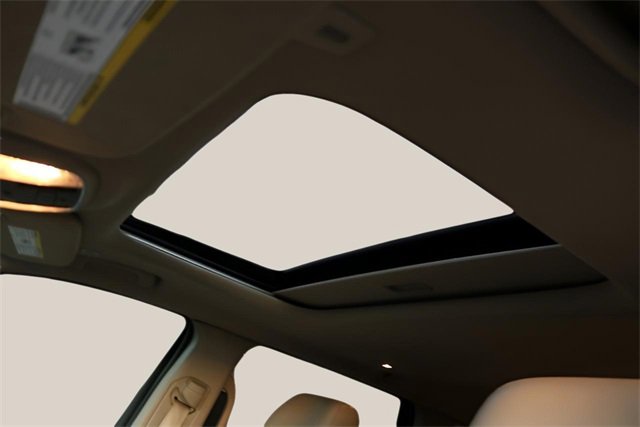 Used 2022 Jeep Grand Cherokee Limited image 12