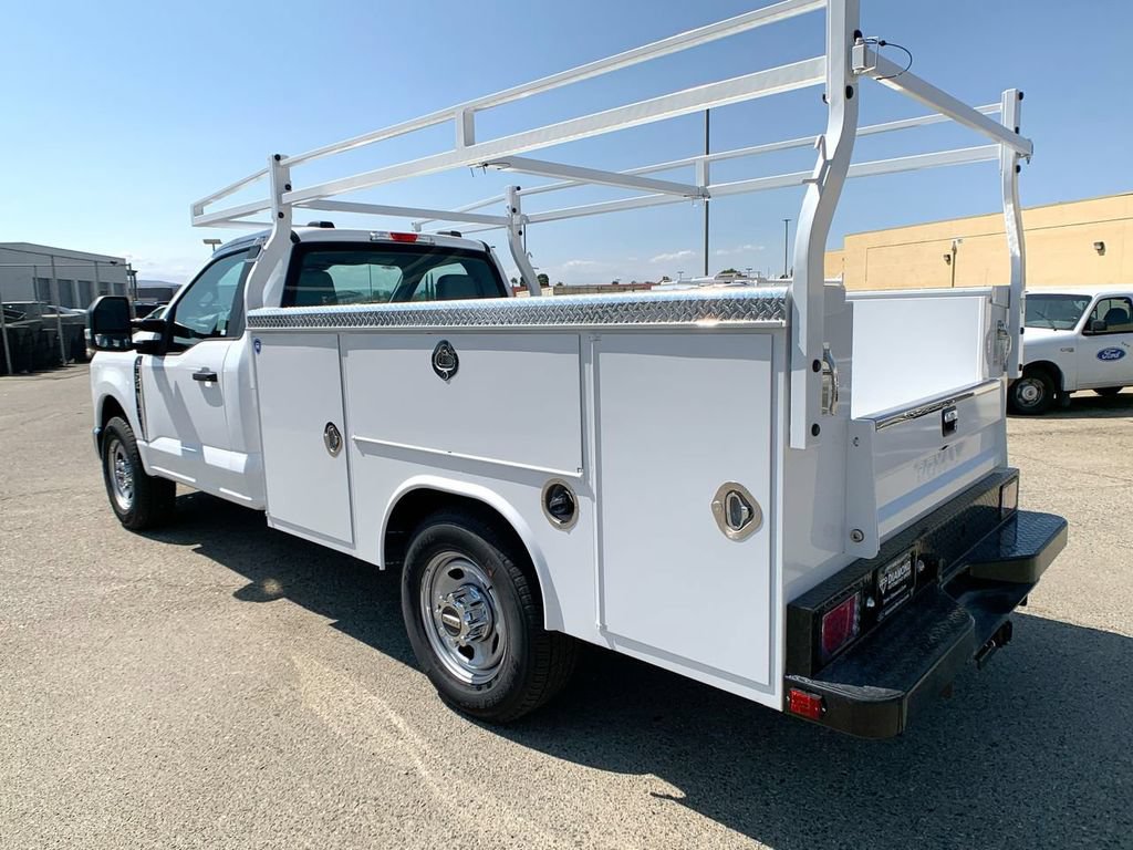 New 2025 Ford F350 XL w/ XL Chrome Package RWD image 6