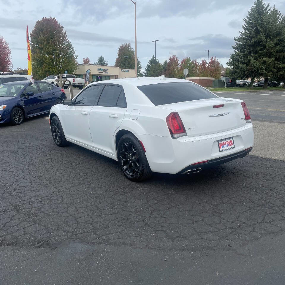 Used 2019 Chrysler 300 S image 4