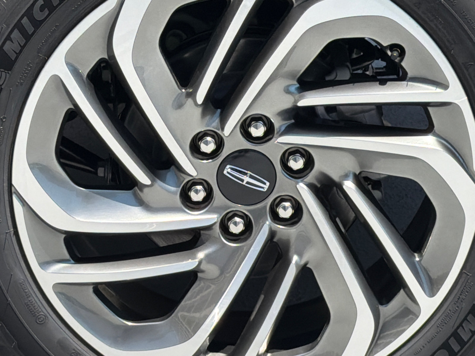 New 2027 Lincoln Navigator Reserve AWD/4WD image 5