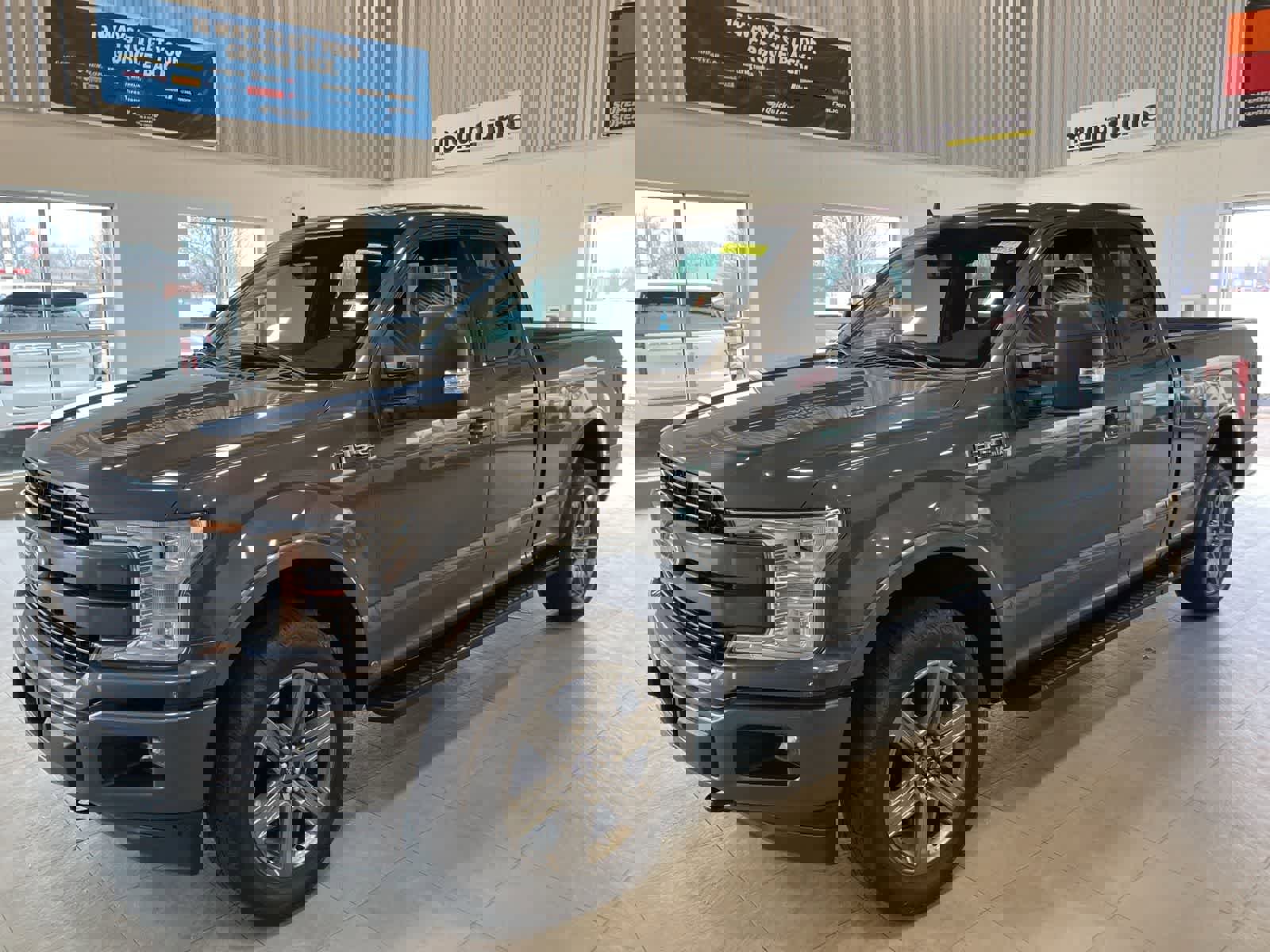 Used 2020 Ford F150 Lariat w/ Equipment Group 502A Luxury image 1