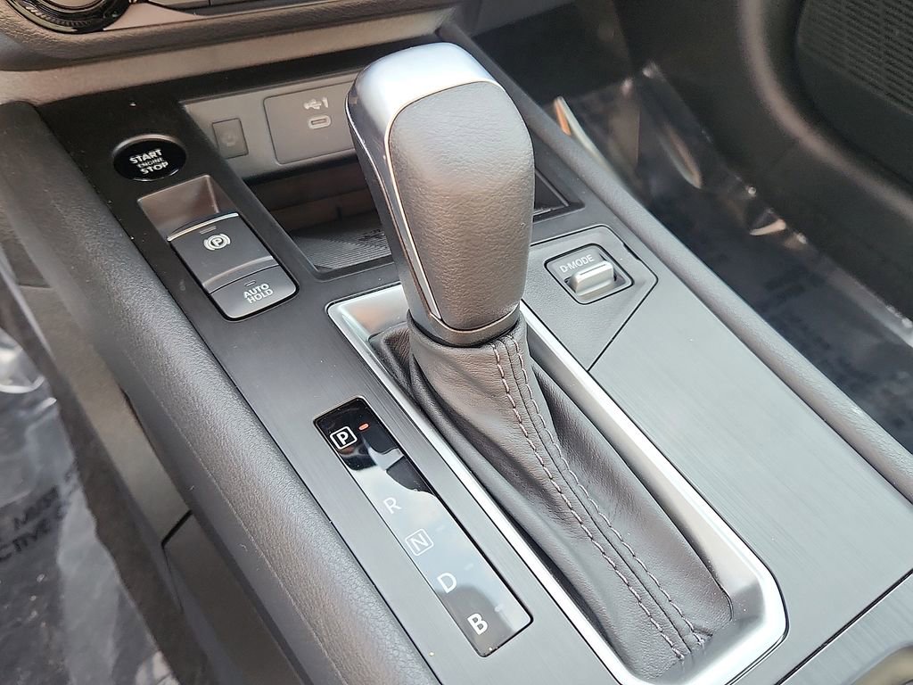 New 2026 Nissan Kicks SV w/ SV Premium Package image 7