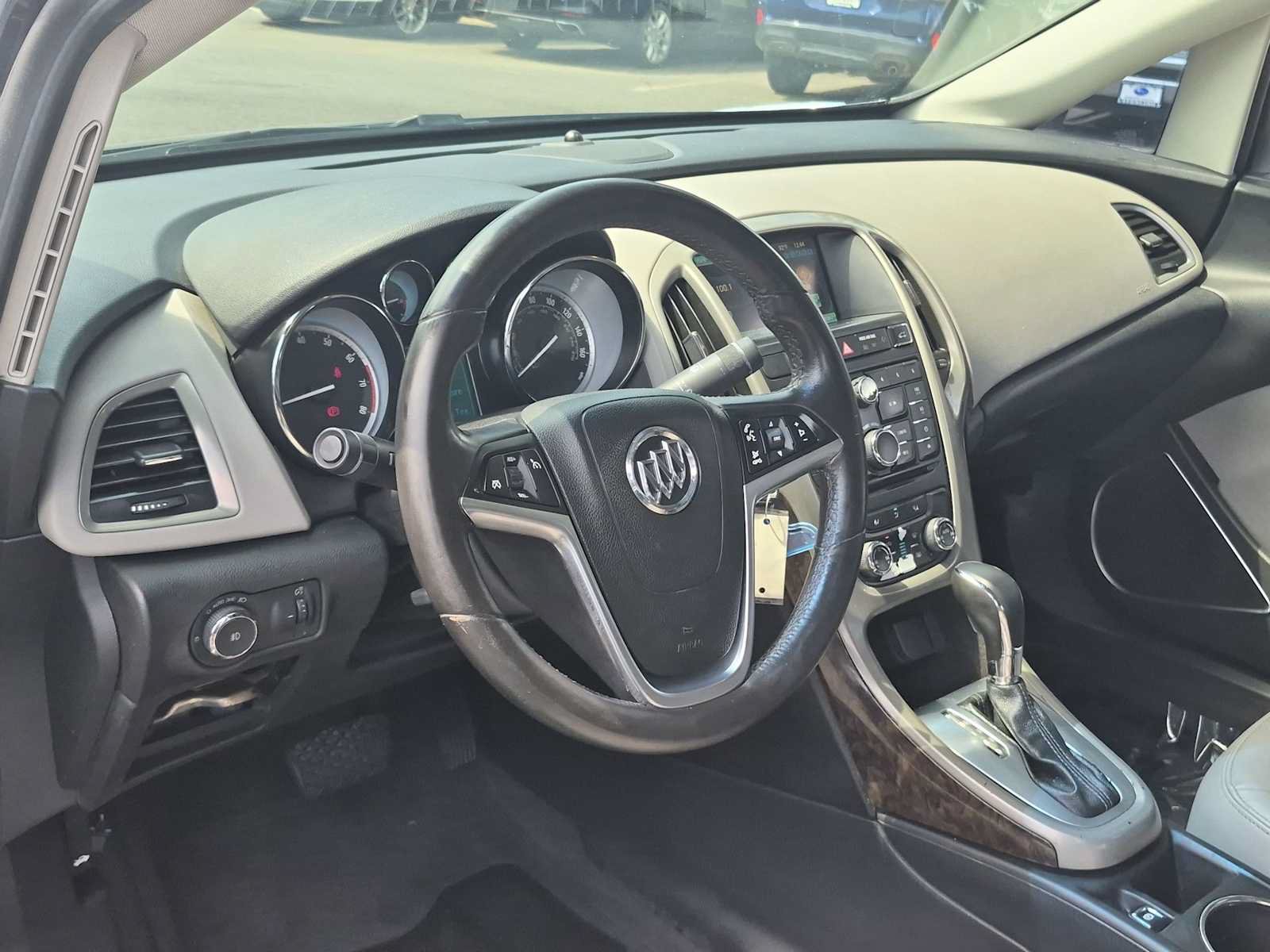 Used 2012 Buick Verano Convenience FWD image 10