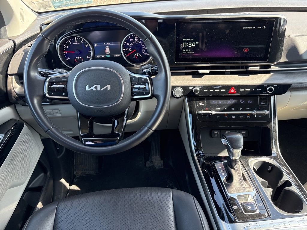 Certified 2024 Kia Carnival EX image 13