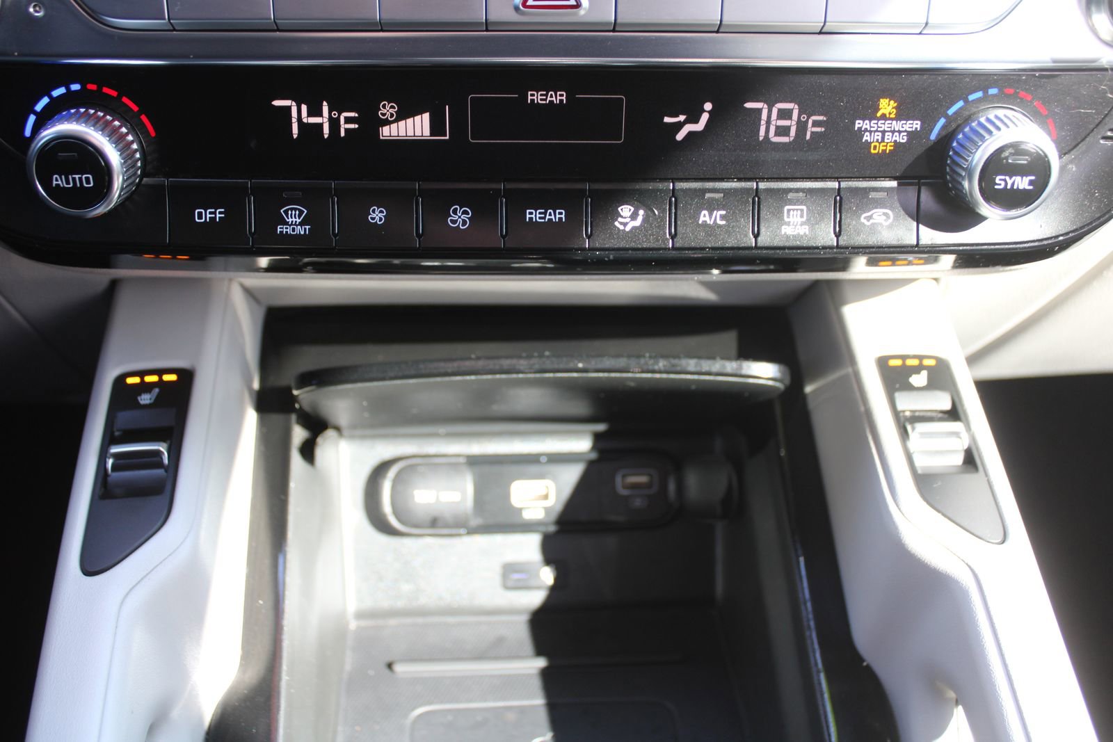 Certified 2022 Kia Telluride S image 42