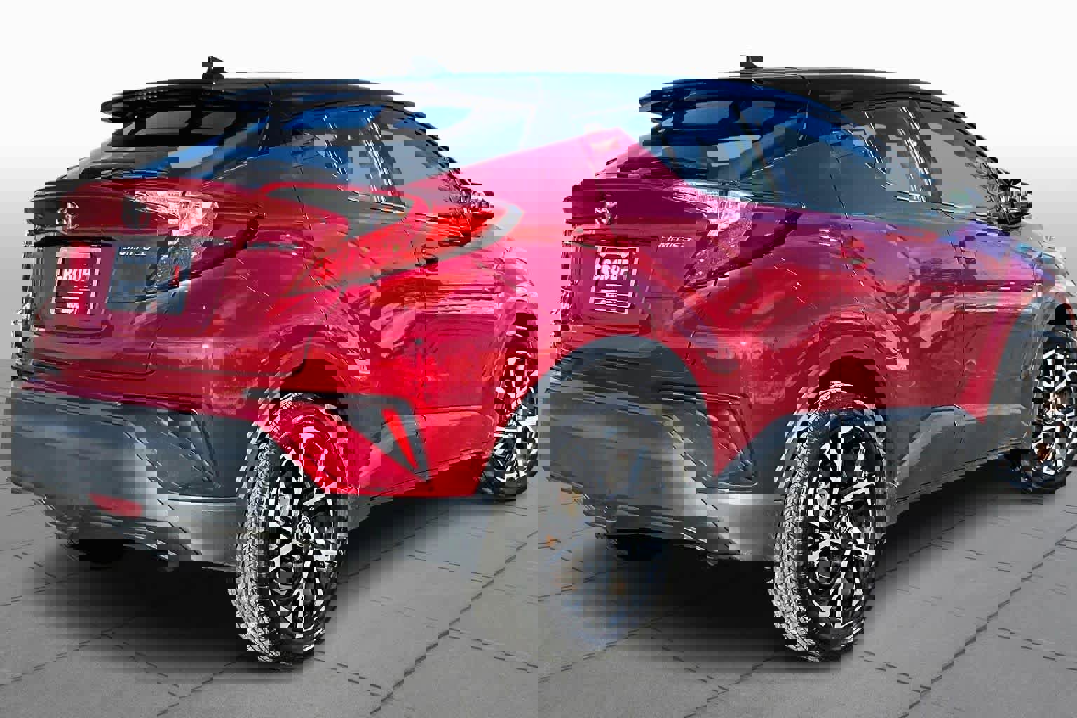 Used 2019 Toyota C-HR Limited image 13